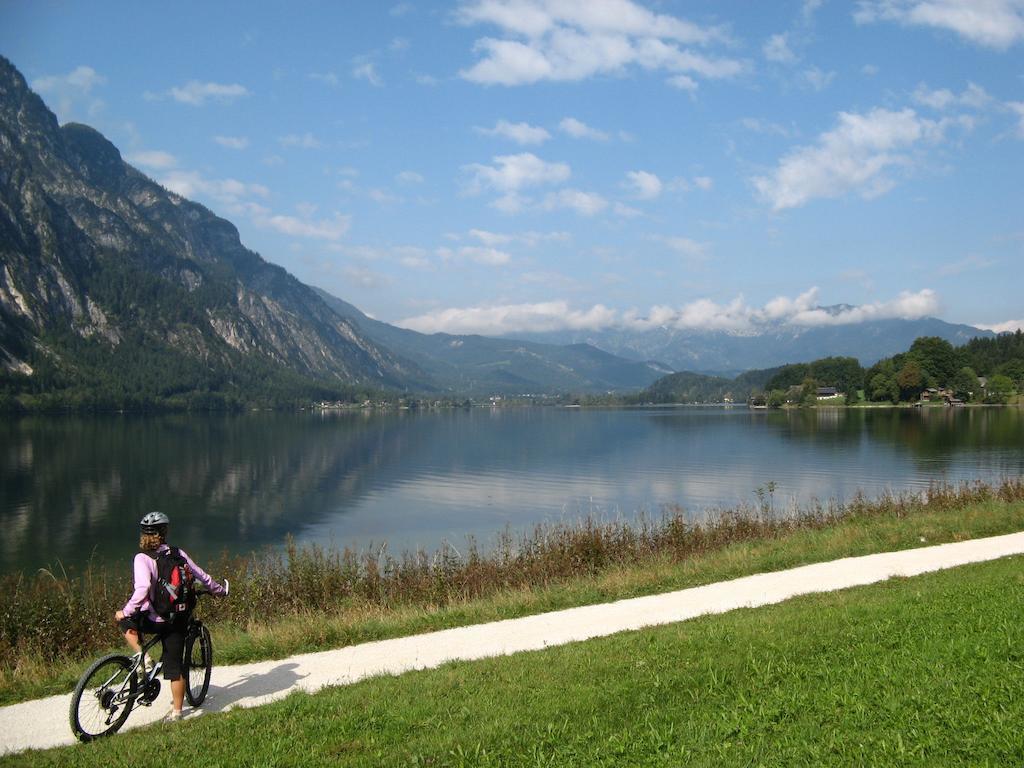 Haus Hepi Hotel Obertraun Bagian luar foto