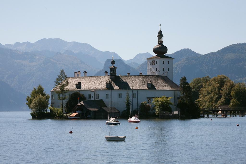 Haus Hepi Hotel Obertraun Bagian luar foto